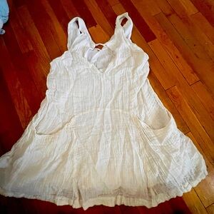 White linen free people mini dress with pockets
